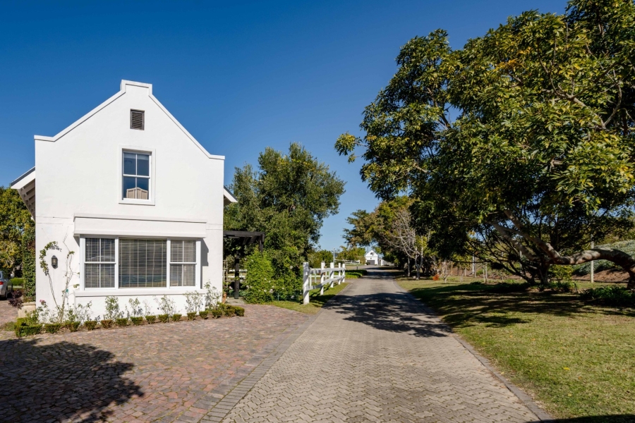 4 Bedroom Property for Sale in Goose Valley Western Cape